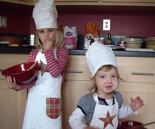 Creative Holiday Cards and Aprons for Kids